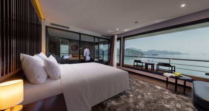 Golden Pearl Cabin