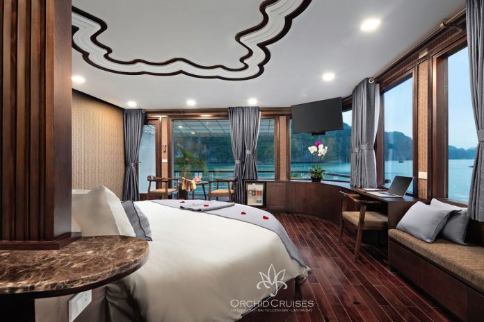 Halong - Hanoi