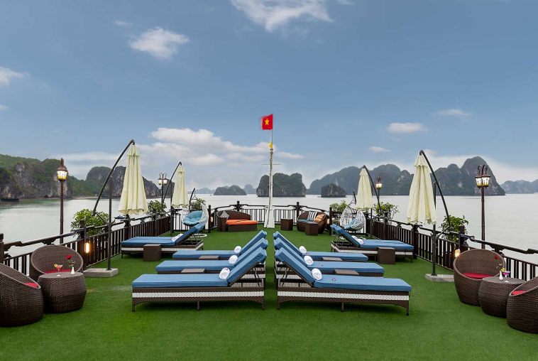 du_thuyen_ha_long_vip_gia_re