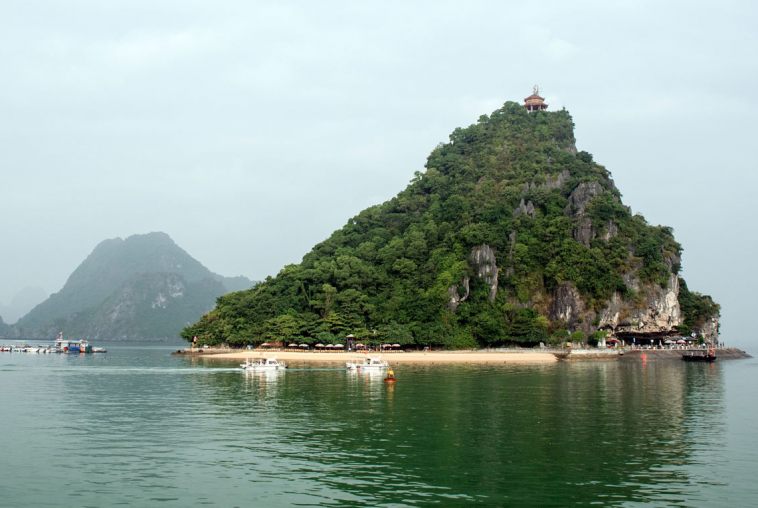 titop-island